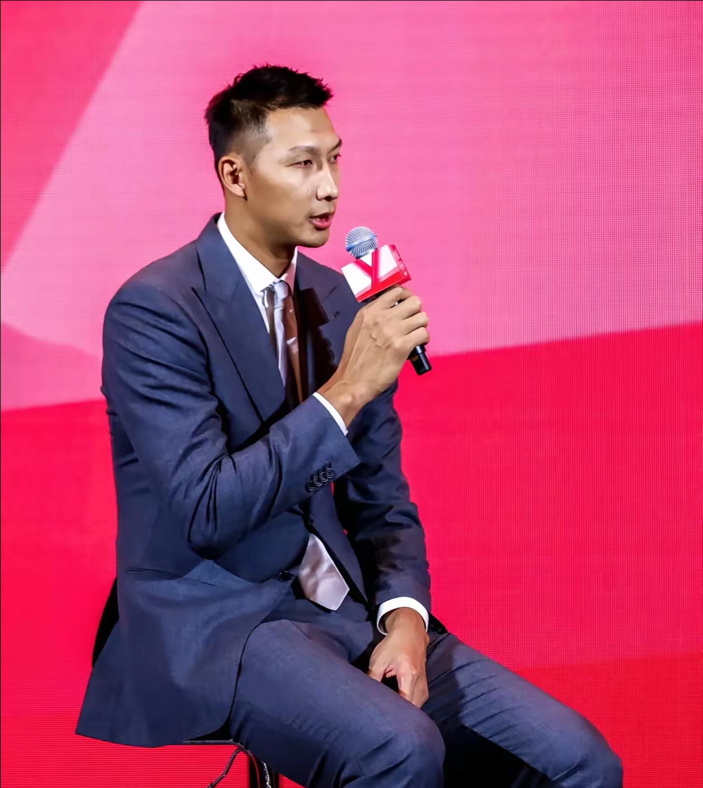 深圳队翻盘浙江队，易建联刷新纪录