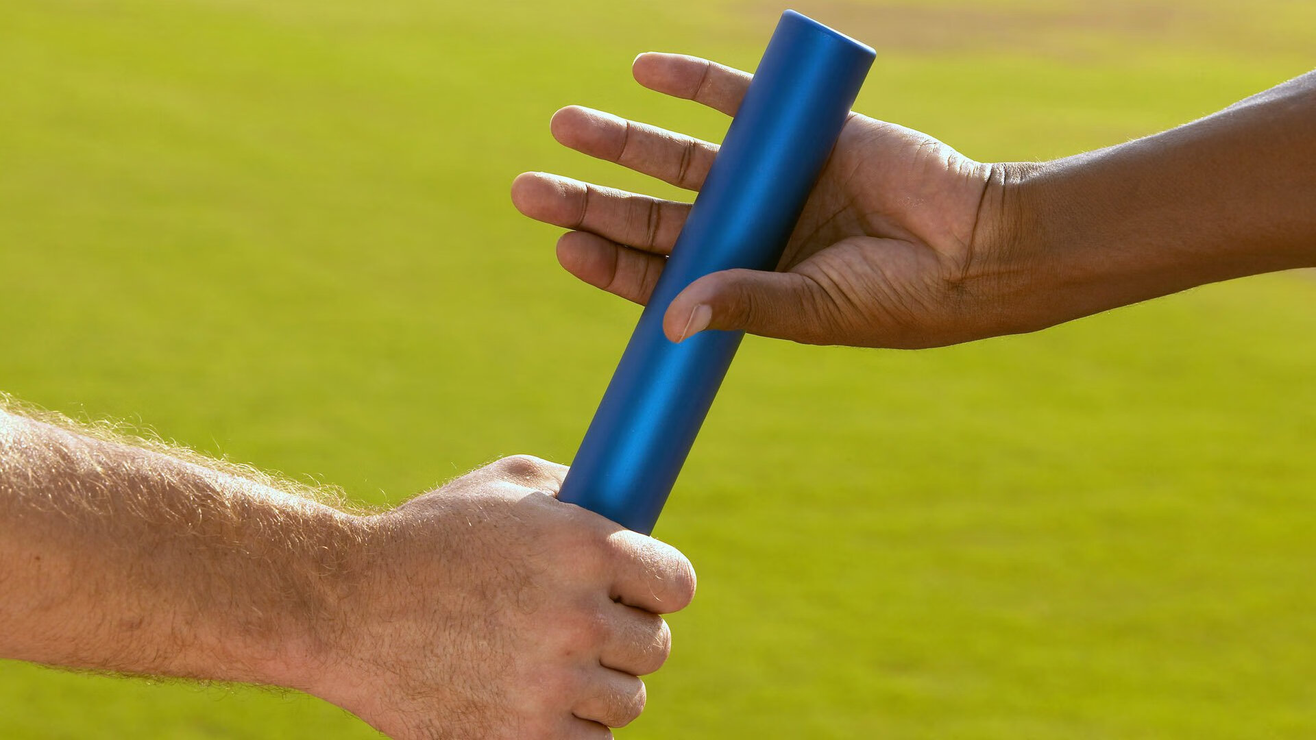 迪亚斯德甲封神夜，加纳旧伤与乌拉圭新恨的足球轮回