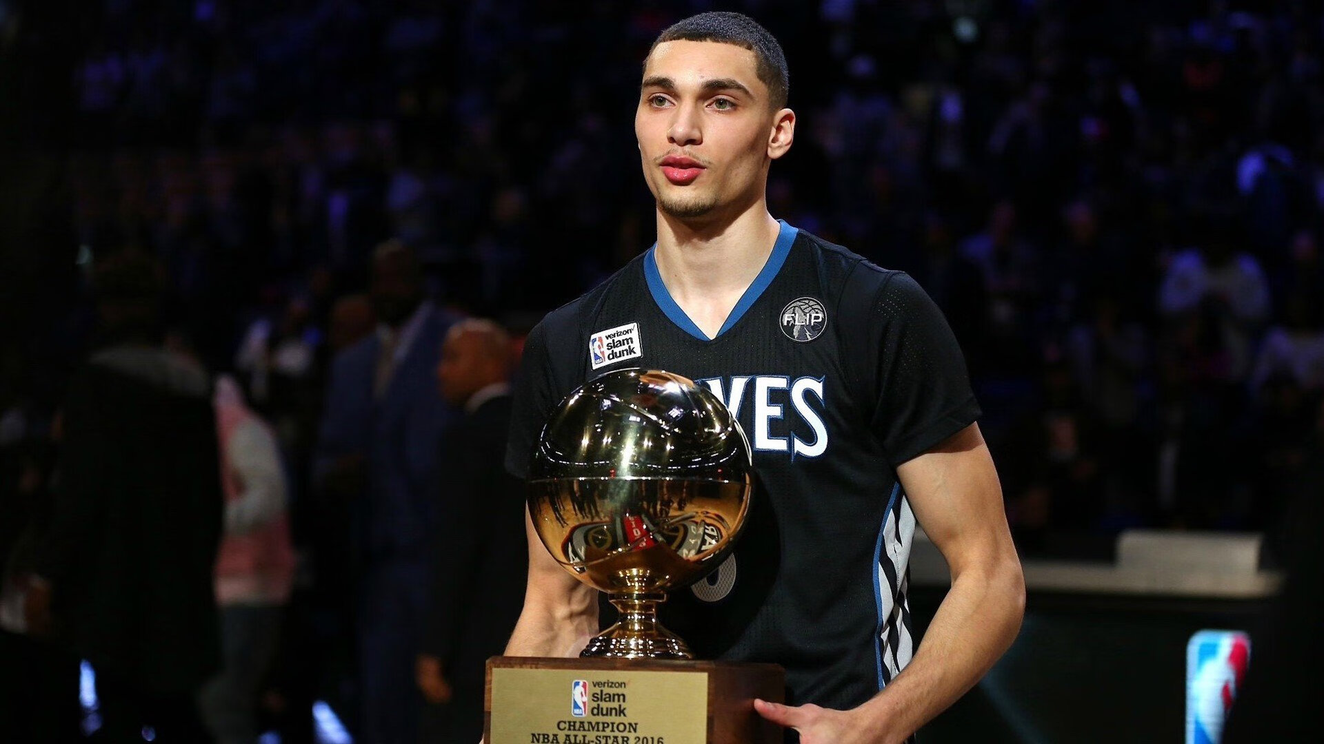 上海队火力压制76人，当东方战术智慧照进NBA总决赛的约基奇时刻